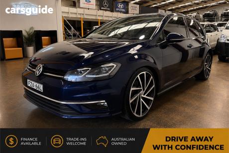 Blue 2017 Volkswagen Golf Hatchback 110 Tsi Highline
