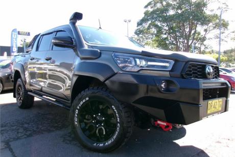 Bronze 2021 Toyota Hilux Double Cab Pick Up Rugged X (4X4)