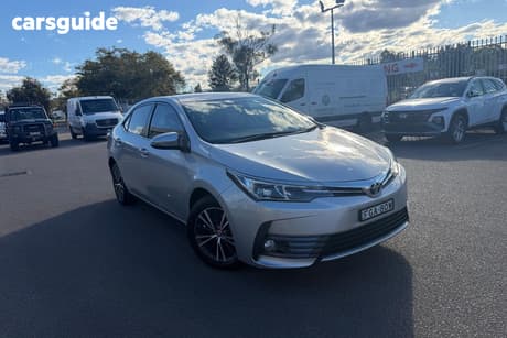 Silver 2017 Toyota Corolla Sedan Sx