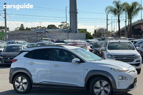 White 2019 Hyundai Kona Wagon Elite Electric