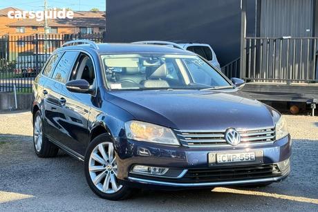 Blue 2014 Volkswagen Passat Wagon 118 Tsi