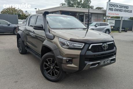 Bronze 2024 Toyota Hilux Double Cab Pick Up Rogue 48V (4X4)
