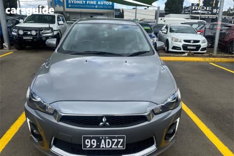 Grey 2017 Mitsubishi Lancer Sedan Ls