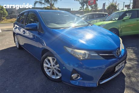 Blue 2013 Toyota Corolla Hatchback Ascent Sport