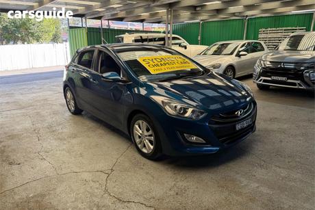 Blue 2013 Hyundai I30 Hatchback Elite