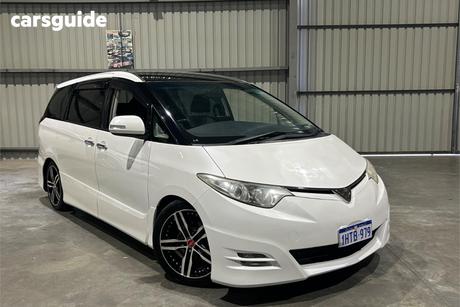 White 2006 Toyota Estima SUV AERAS