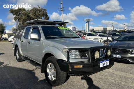 Silver 2015 Nissan Navara Dual Cab Pick-up Rx Silverline Se (4X4)