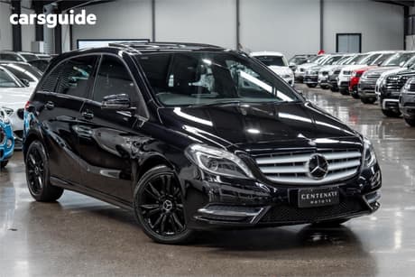 Black 2014 Mercedes-Benz B180 Hatchback