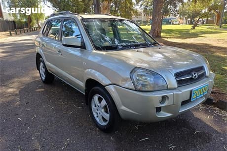 Silver 2008 Hyundai Tucson Wagon City Elite