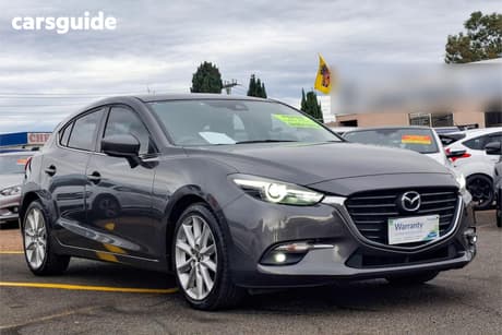 Grey 2017 Mazda 3 Hatchback Sp25 Gt