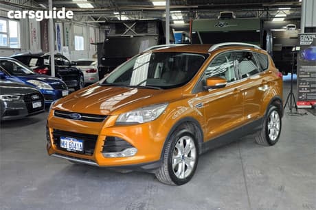 Gold 2016 Ford Kuga Wagon Trend (Awd)