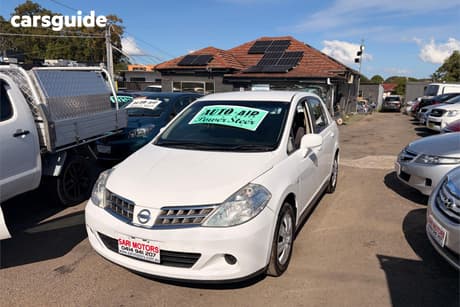 White 2010 Nissan Tiida Sedan St