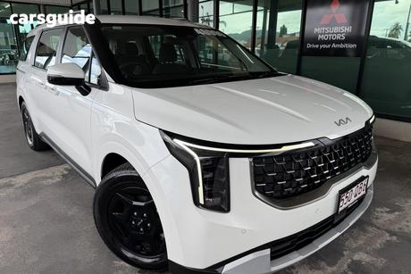 White 2024 Kia Carnival Wagon S
