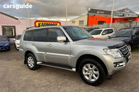 Silver 2021 Mitsubishi Pajero Wagon Glx (4X4) 7 Seat