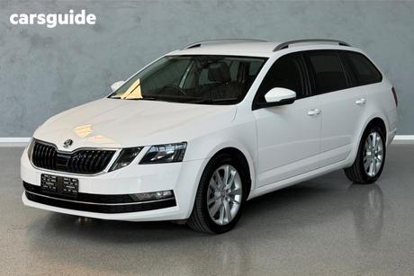 White 2019 Skoda Octavia Wagon 110 Tsi