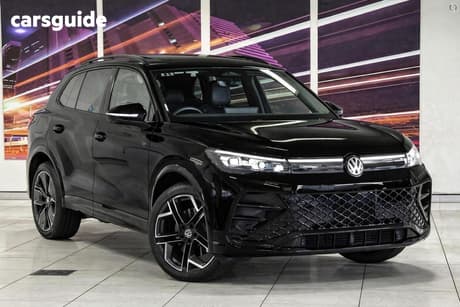 Black 2026 Volkswagen Tiguan Wagon 195Tsi R-Line