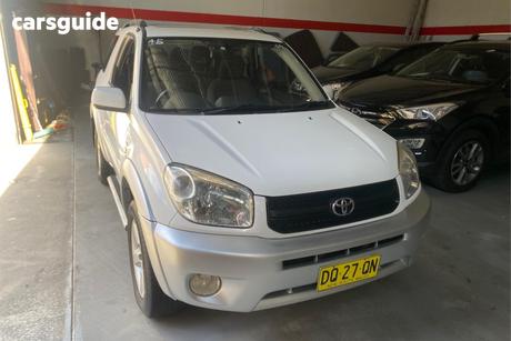 White 2004 Toyota RAV4 Wagon Cruiser (4X4)