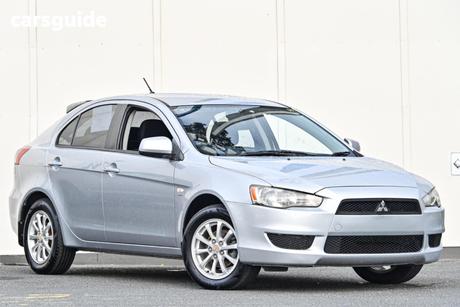 Silver 2009 Mitsubishi Lancer Sedan Es