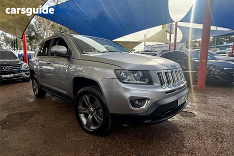 Silver 2016 Jeep Compass Wagon North (4X2)