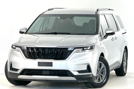 Silver 2022 Kia Carnival Wagon S