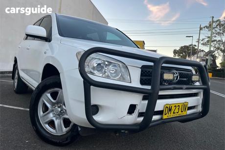 White 2007 Toyota RAV4 Wagon Cv (4X4)