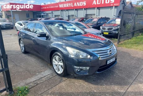 Blue 2014 Nissan Altima Sedan St-L