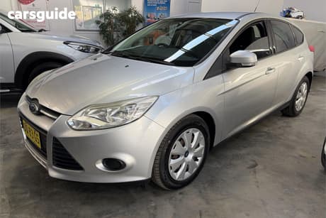 Silver 2015 Ford Focus Hatchback Ambiente