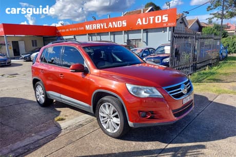 Red 2009 Volkswagen Tiguan Wagon 103 Tdi