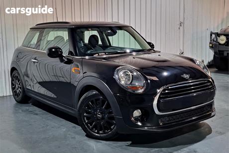 Black 2018 Mini Cooper Hatchback Cooper