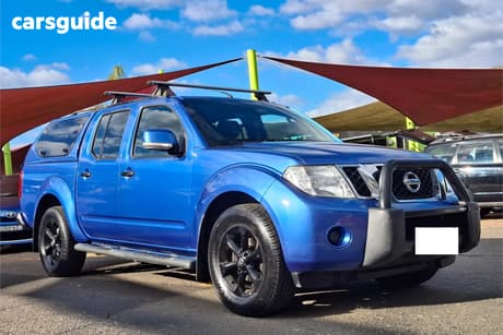 Blue 2013 Nissan Navara Dual Cab Pick-up St (4X2)