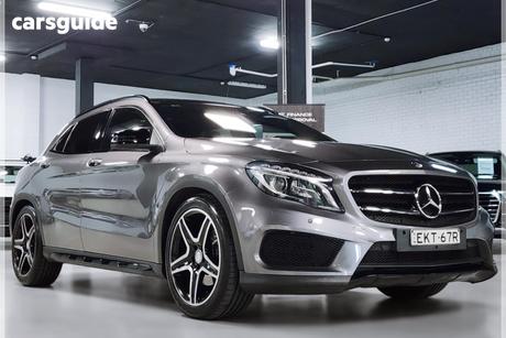 Grey 2014 Mercedes-Benz GLA250 Wagon 4Matic