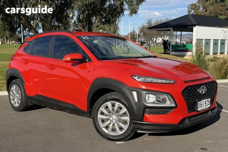 Orange 2018 Hyundai Kona Wagon Go (Fwd)