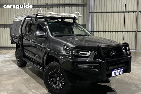 2020 Toyota Hilux Double Cab Pick Up Sr5 (4X4)