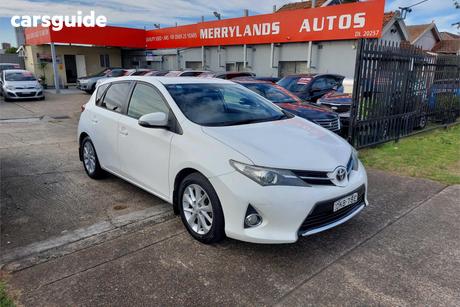White 2013 Toyota Corolla Hatchback Ascent Sport