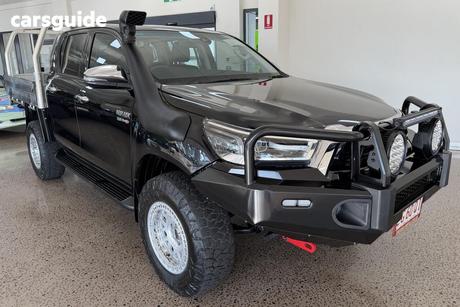 Black 2023 Toyota Hilux Double Cab Chassis Sr5 + Premium Interior (4X4)