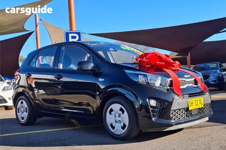 Black 2023 Kia Picanto Hatchback S (Pe)