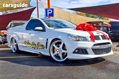 White 2013 HSV Maloo Ute Tray R8 R