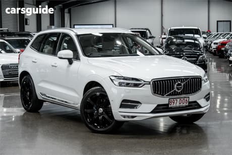 White 2018 Volvo XC60 Wagon D4 Inscription