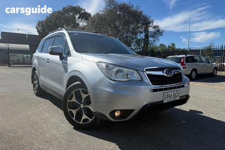 Silver 2015 Subaru Forester Wagon 2.5I-S