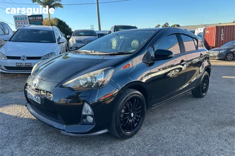 Black 2012 Toyota Prius C Hatchback I-Tech Hybrid