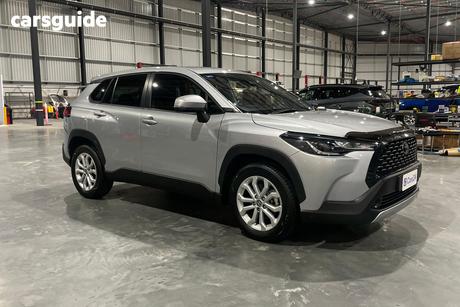Silver 2023 Toyota Corolla Cross Wagon Gx 2Wd