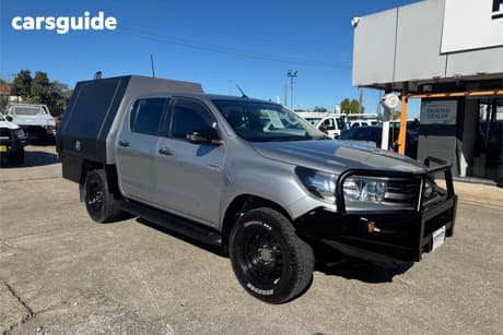 Silver 2017 Toyota Hilux Dual Cab Chassis Sr (4X4)