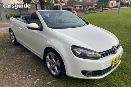 White 2011 Volkswagen Golf Cabriolet 118 Tsi