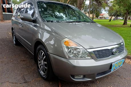 Silver 2011 Kia Grand Carnival Wagon Platinum