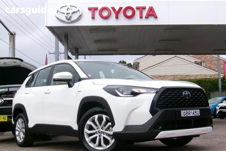 White 2025 Toyota Corolla Cross Wagon Gx 2Wd Hybrid