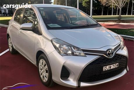 Silver 2016 Toyota Yaris Hatchback Ascent