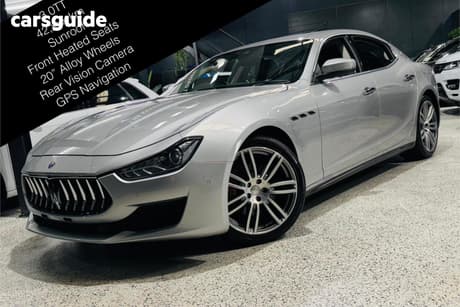 Silver 2018 Maserati Ghibli Sedan