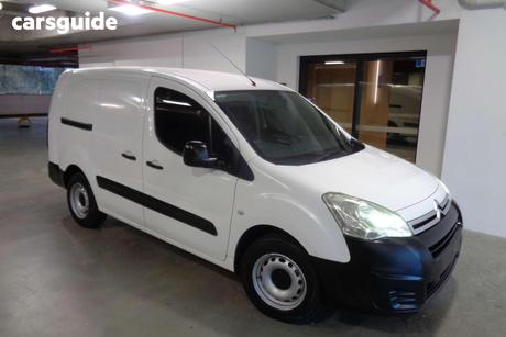 White 2018 Citroen Berlingo Van Xl Confort Hdi