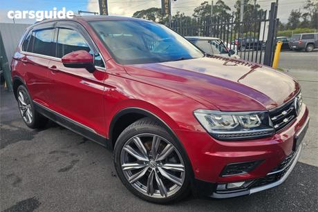 Red 2018 Volkswagen Tiguan Wagon 162 Tsi Sportline