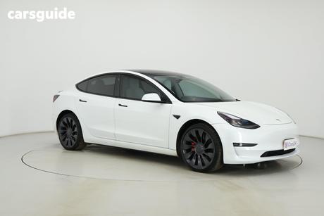 White 2022 Tesla Model 3 Sedan Performance